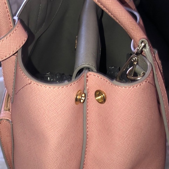 NWOT Calvin Klein Handbag 👜 - Picture 8 of 12